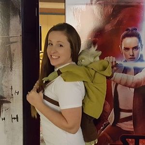 Meet your Posher, Mackenzie